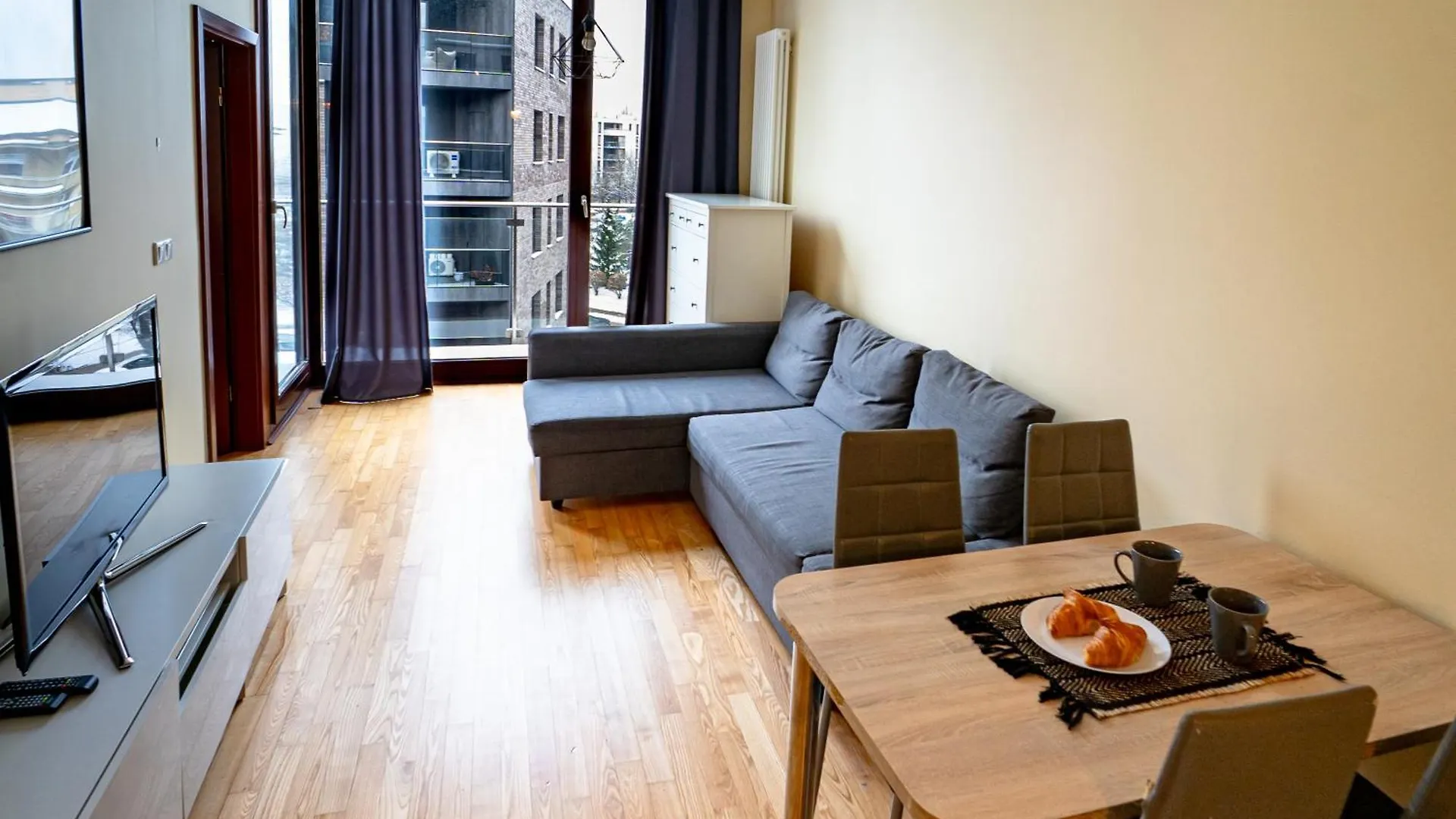 Triton Apartments In Warschau
